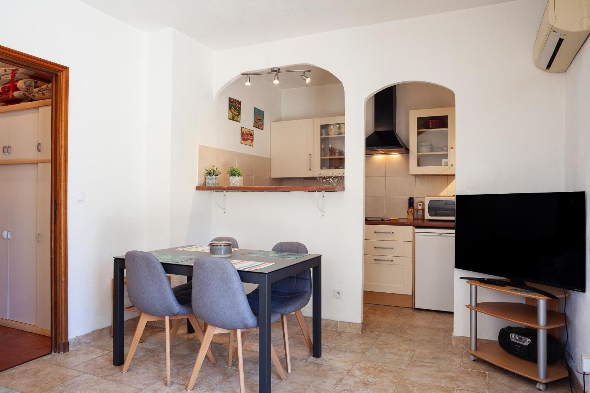 Somptueux Appartement Avec Jardin 卡西斯 外观 照片